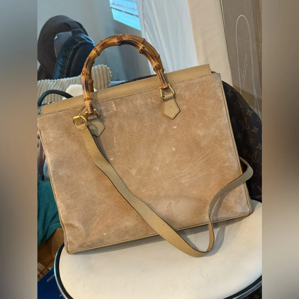 Elegant Tan Handbag with Bamboo Handle Purse As Is Please Look At Pictures Close - Picture 2 of 8